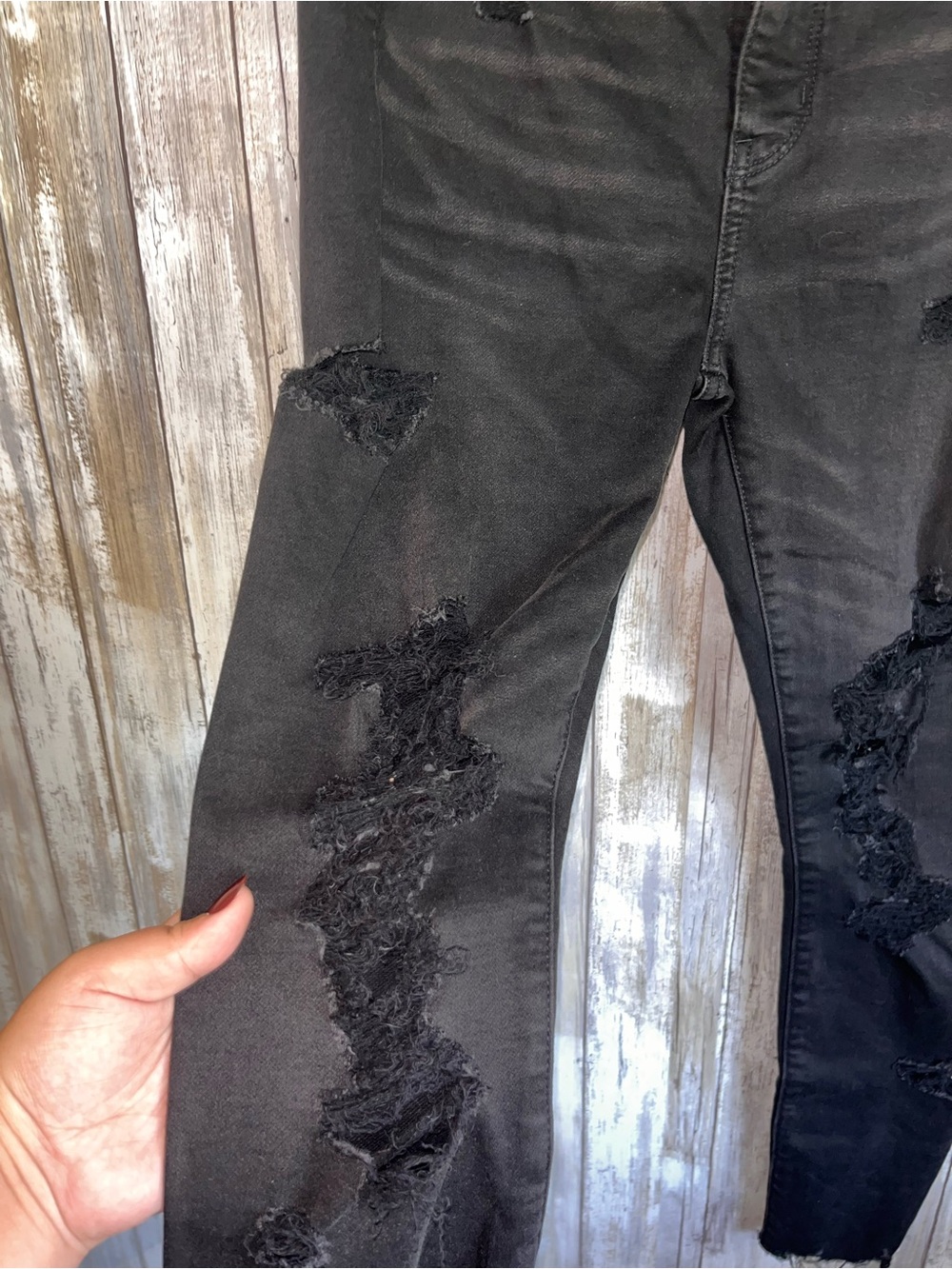 American Eagle Super Hi-Rise Jegging Jeans 4 Short Black Distressed Ripped - Picture 2 of 6
